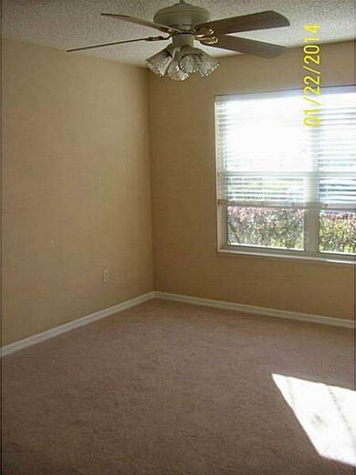 657 Northam Terrace, The Villages, FL 32162 - photo 7