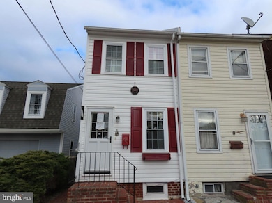 1 Shaw Aly, New Castle, DE 19720 - photo 2