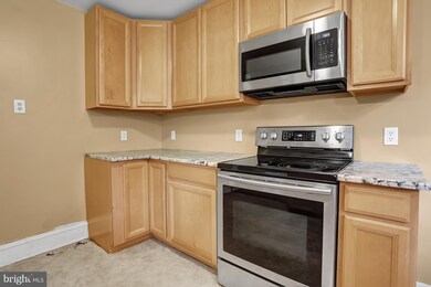 319 4th St, Shoemakersville, PA 19555 - photo 6