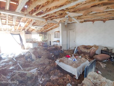 3 Living Room-Kitchen