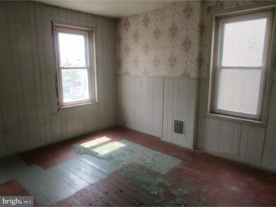1314 E 11th St, Crum Lynne, PA 19022 - photo 6