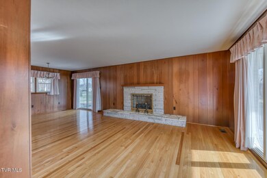 408 Jonesboro Rd-4