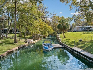 384 Placid Cove Dr, New Braunfels, TX 78130 - photo 5