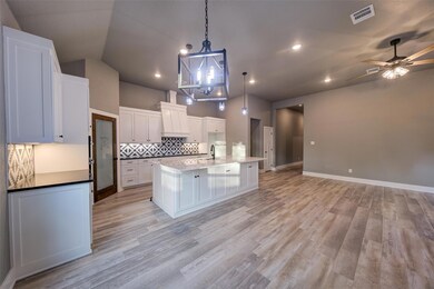 405 N Holman St, Decatur, TX 76234 - photo 7