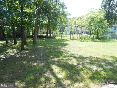 70 E Cloverdale Ave, Pine Hill, NJ 08021 - photo 5