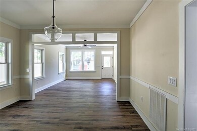 729 Center St, Asheville, NC 28803 - photo 4