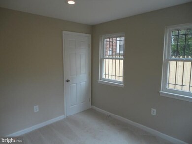 1004 48th St NE, Washington, DC 20019 - photo 3