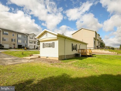 116 Topaz Ln, Inwood, WV 25428 - photo 3