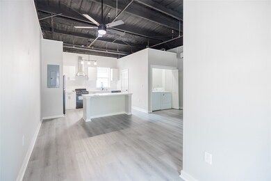 2612 Castle St unit B, Waller, TX 77484 - photo 4