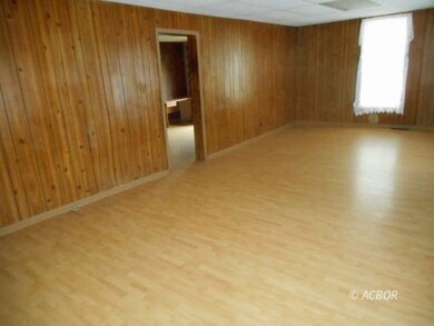 Living Room Pic 2