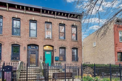 902 S Claremont Ave, Chicago, IL 60612 - photo 2