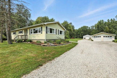 7744 Puttygut Rd, Casco, MI 48064 - photo 4