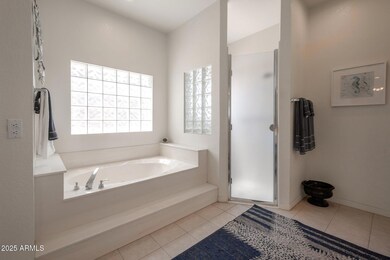 8-web-or-mls-Qp-9933