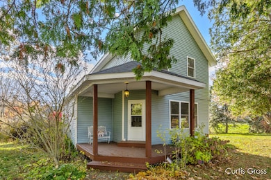 320 W Pine St NE, Cedar Springs, MI 49319 - photo 2