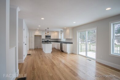 7 Lynbrook Rd, Methuen, MA 01844 - photo 4