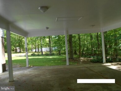 10504 Ni River Dr, Spotsylvania, VA 22553 - photo 2