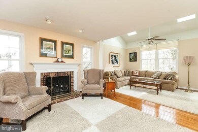 8501 Hill Spring Dr, Lutherville Timonium, MD 21093 - photo 2