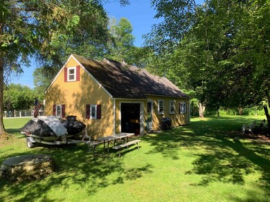 35 Gallup Rd, Franklin, VT 05457 - photo 4