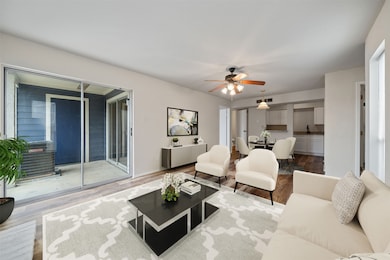 18519 Egret Bay Blvd unit 1706, Houston, TX 77058 - photo 3