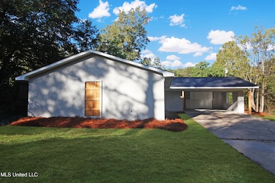 703 Lindale St, Clinton, MS 39056 - photo 3