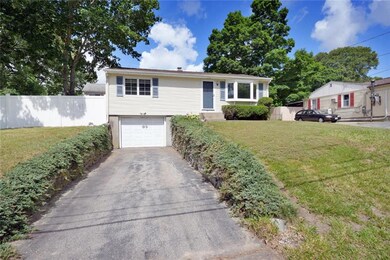 139 Hollis Ave, Warwick, RI 02889 - photo 3