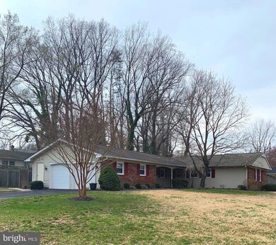 12900 Victoria Heights Dr, Bowie, MD 20715 - photo 2