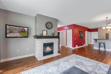 N165W20513 Berry Patch Rd-9