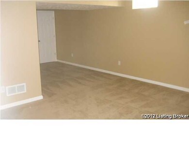 8807 Teak Dr, Louisville, KY 40228 - photo 2