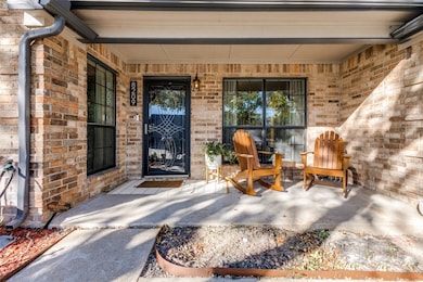 8209 Weatherly Dr, Rowlett, TX 75089 - photo 7