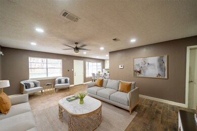 5011 Abercreek Ave, Friendswood, TX 77546 - photo 7