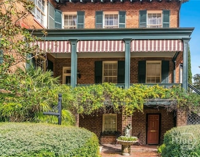 304 E Gaston St, Savannah, GA 31401 - photo 3