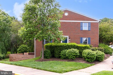 647 N Armistead St, Alexandria, VA 22312 - photo 4