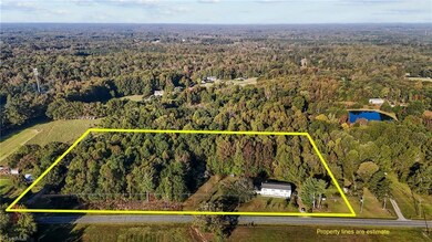 Overhead view showing the approximate lot dimensions.