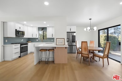 531 Benson Way, Thousand Oaks, CA 91360 - photo 5