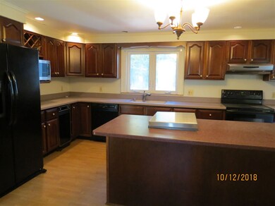 32 Walker Rd, Danville, NH 03819 - photo 2