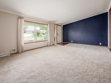 3020 Jacks Fairway- Living room 2