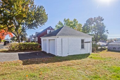 52 Prospect St, Ludlow, MA 01056 - photo 7