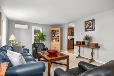 56 Allen living room