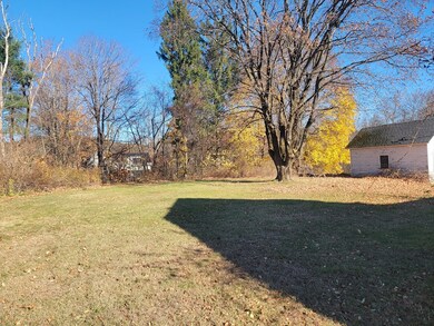 180 W River St, Orange, MA 01364 - photo 5