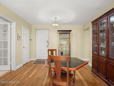 52 Lafayette Pl Unit 1E-large-016-032-01