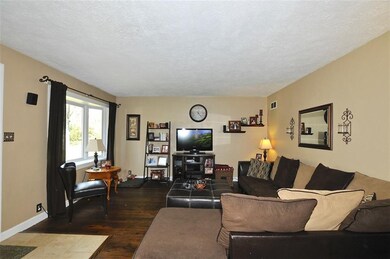 467 Pickett St, Plainfield, IN 46168 - photo 5