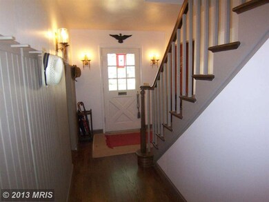 823 Empress Ct, Alexandria, VA 22308 - photo 5