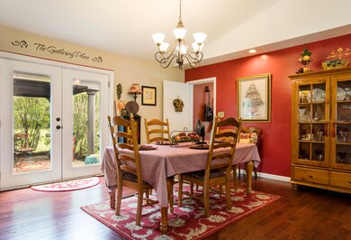 6-dining area
