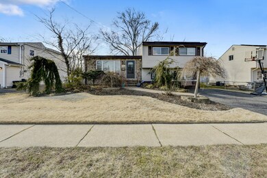 02_01Front_Exterior_mls