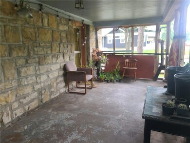 5647 Euclid Ave, Kansas City, MO 64130 - photo 3