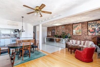 789 E 3rd St unit 3, Boston, MA 02127 - photo 3