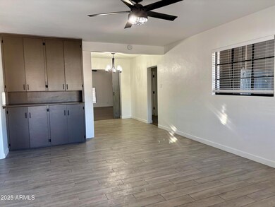 2816 N 33rd Place, Phoenix, AZ 85008 - photo 3