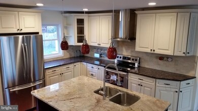 8765 Fort Smallwood Rd, Pasadena, MD 21122 - photo 6