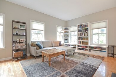 21 South Commons unit A, Lincoln, MA 01773 - photo 2