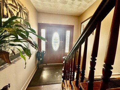 27 W 5th St, Lowell, MA 01850 - photo 7